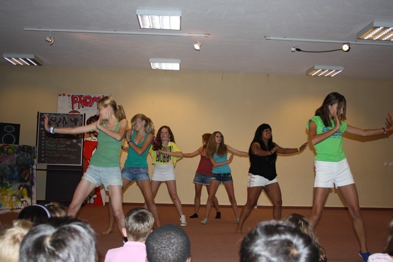 Village Camps International Summer Camp Leysin, Switzerland 2026-08-15 https://www.villagecamps.com/journals_admin/images/716-21-prom (210).jpg